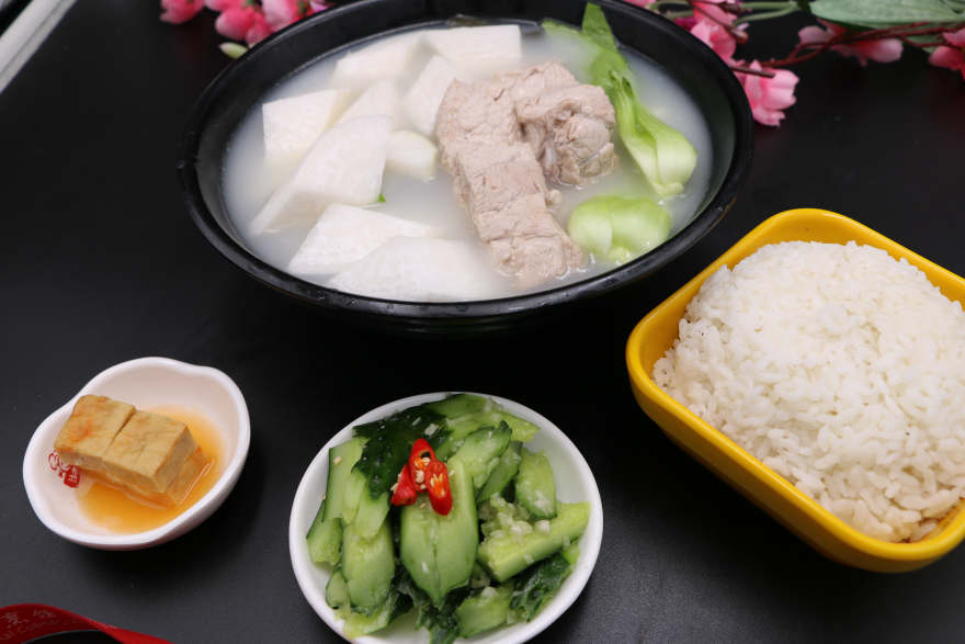苏州浓汤炖骨饭培训